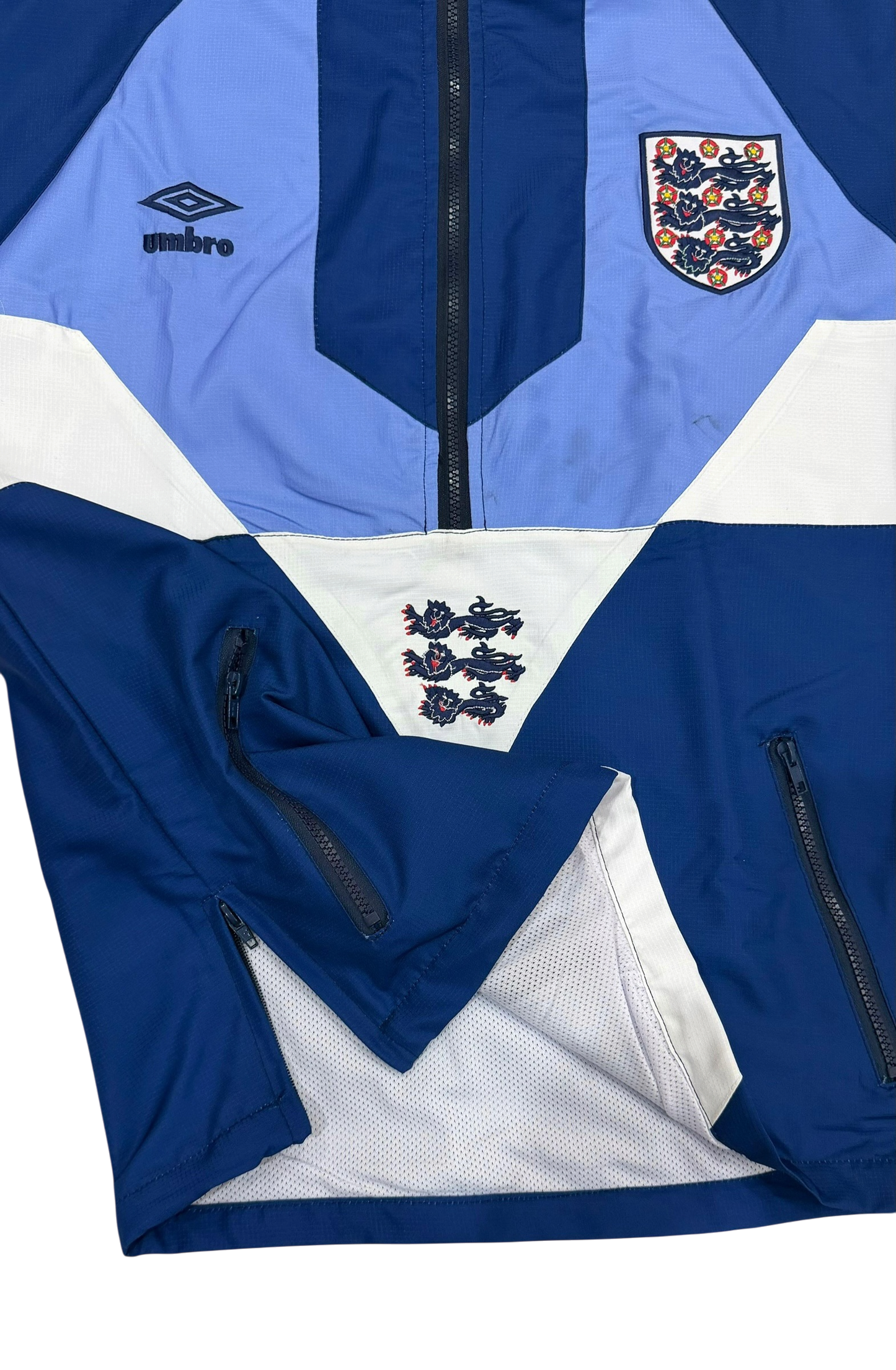 AA England Winbreaker